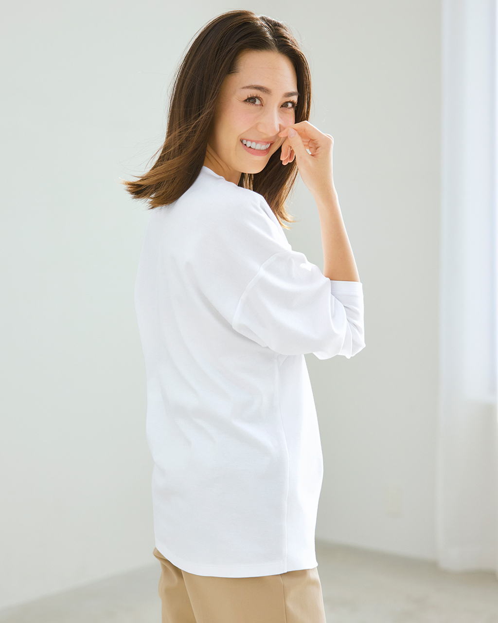 リラックスフォルム／長袖・ドゥクラッセＴシャツ 詳細画像 ホワイト 2