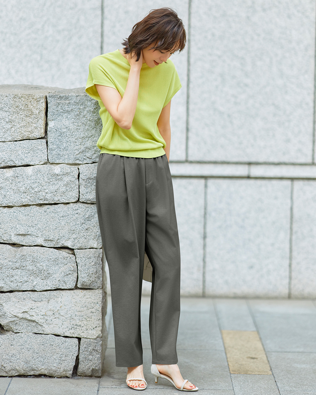 リネンタッチ・タックストレートパンツ68cm 詳細画像 オリーブ 1